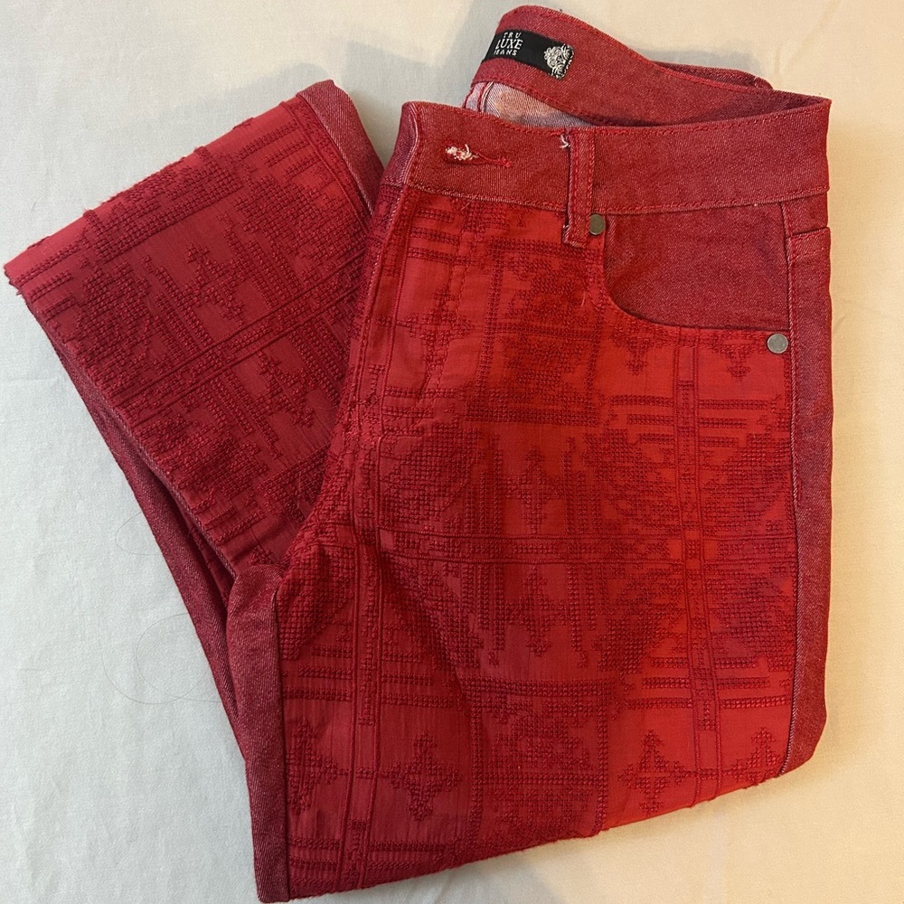 Women’s Tru Luxe Jeans Red Straight Leg Cross‎ Stitch Feature Jeans Size 2